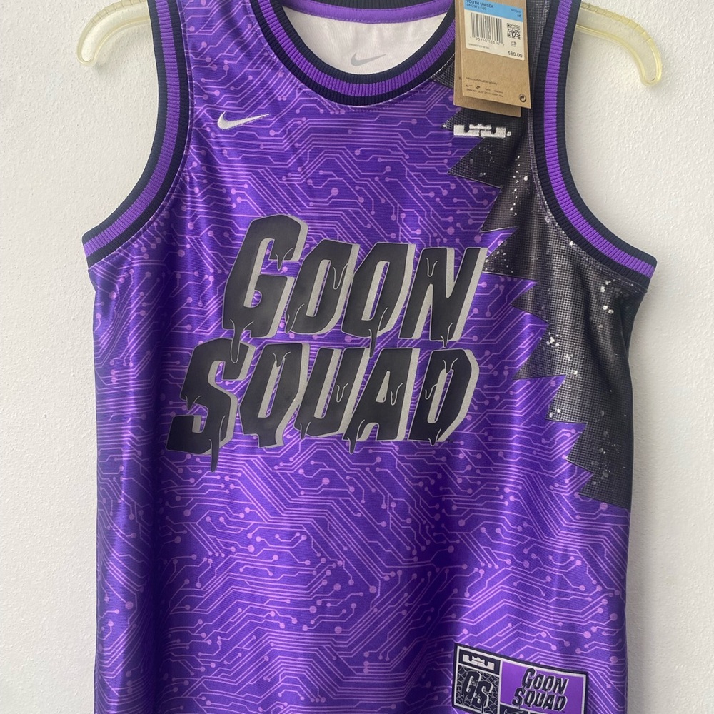 Nike LeBron James Goon Squad Purple Jersey Youth Size M VERY RARE - MSRP $80.00